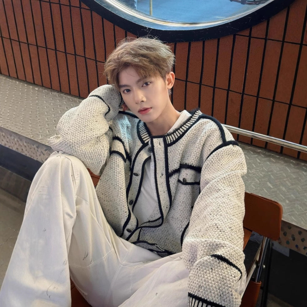 Round-neck Knitted Cardigan Sweater For Fall And Winter