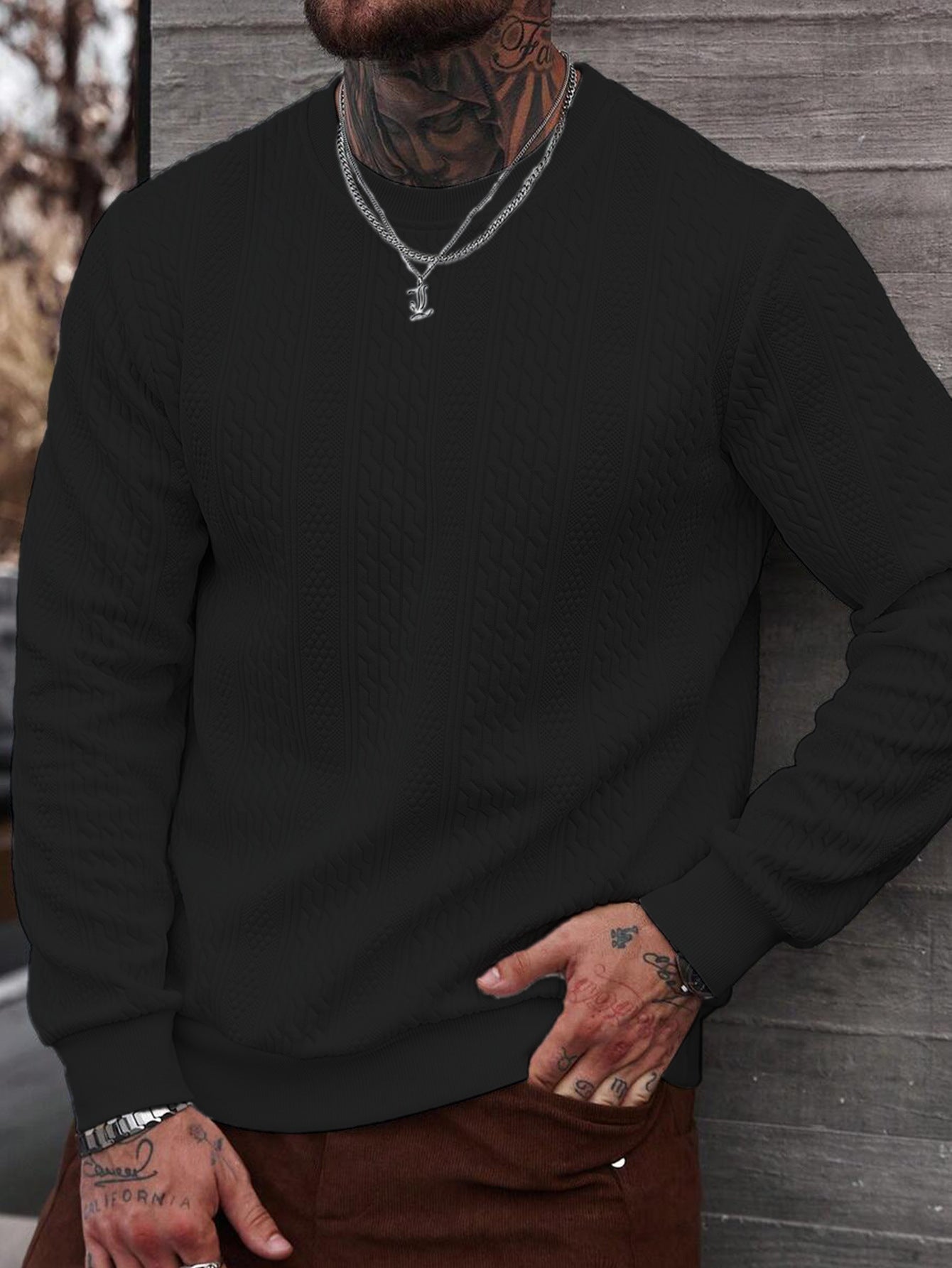 Loose-fitting Mens Casual Top With A Crew Neck And Jacquard Weave